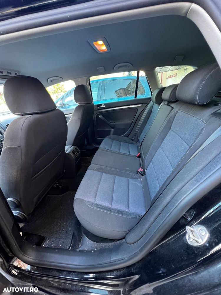 Volkswagen Golf 1.6 TDI DPF BlueMotion Technology Comfortline - 11
