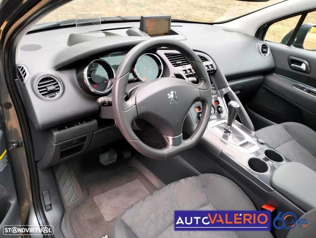 Peugeot 3008 1.6 e-HDi Allure 2-Tronic - 16