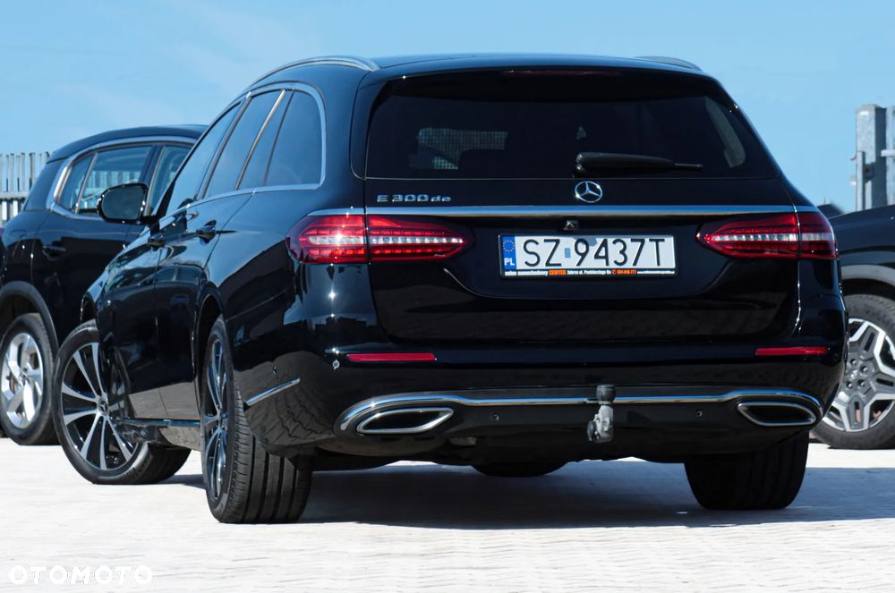 Mercedes-Benz Klasa E 300 de 9G-TRONIC Exclusive - 33