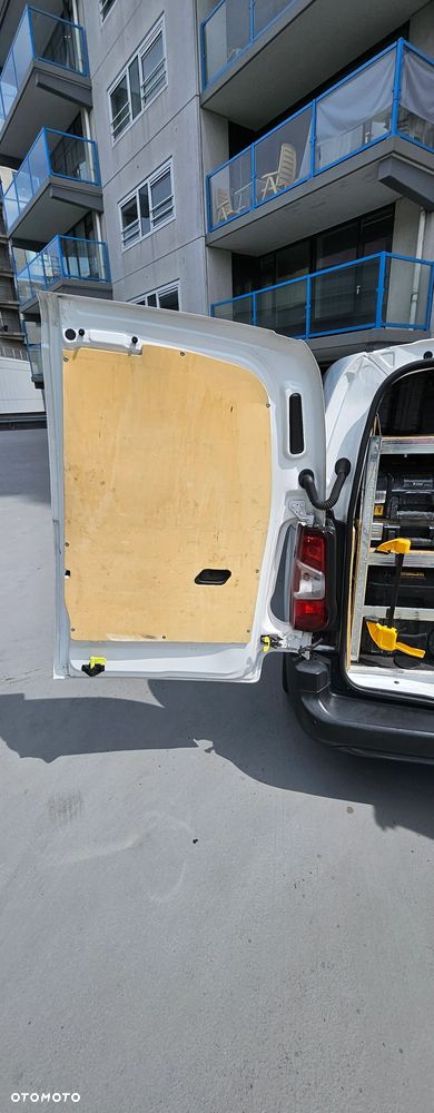 Peugeot Partner - 11