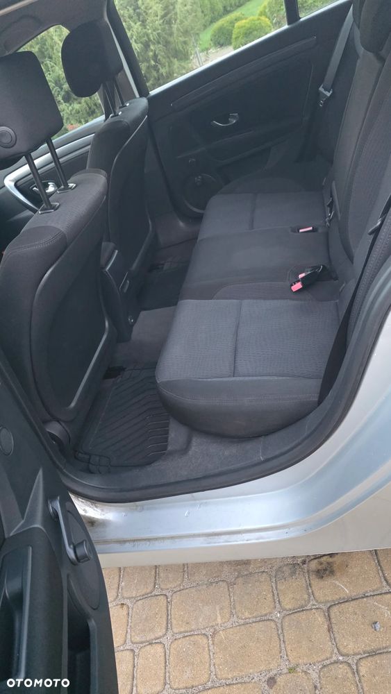 Renault Laguna - 10