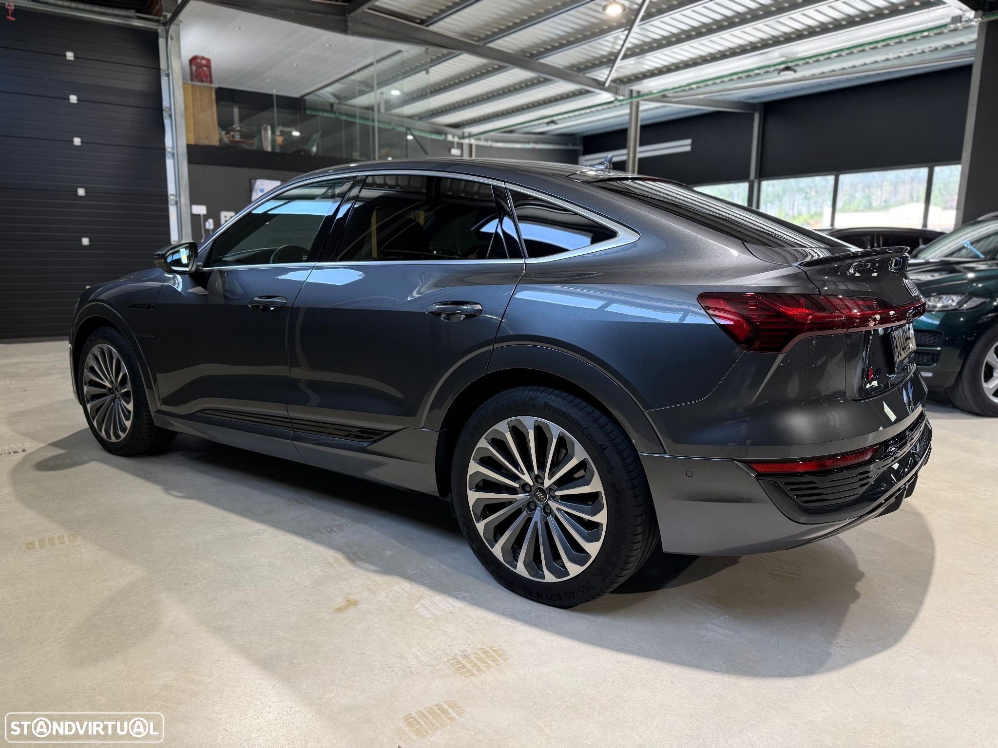 Audi Q8 e-Tron Sportback 50 quattro S line - 9