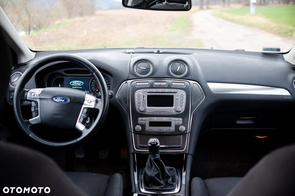 Ford Mondeo 2.0 Titanium - 10