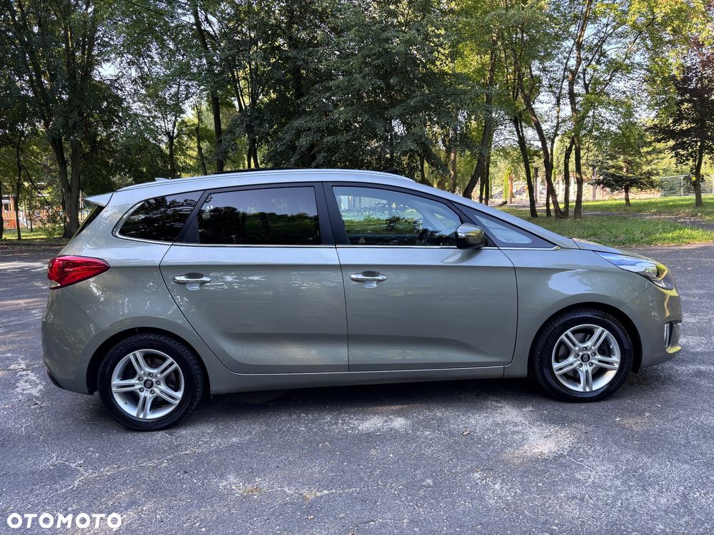 Kia Carens 1.7 CRDi Business Line 7os 7DCT - 7