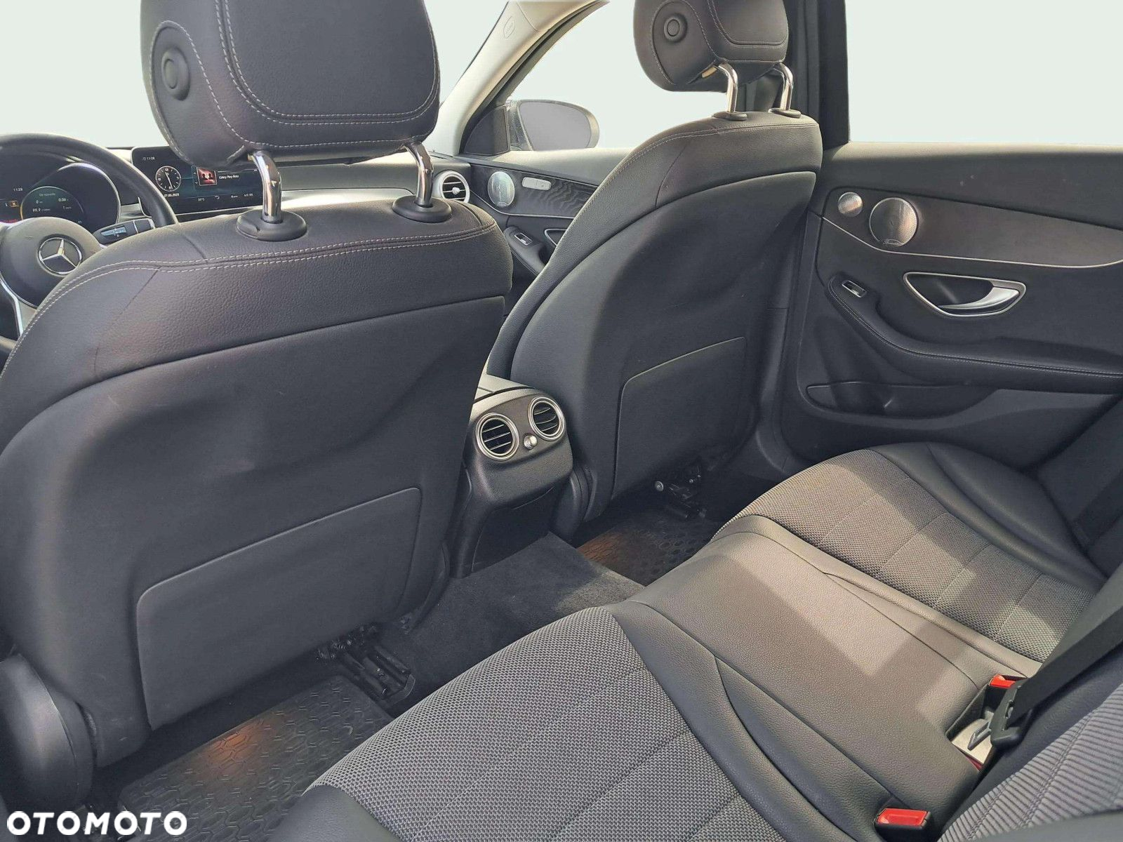 Mercedes-Benz Klasa C 220 d 4MATIC 9G-TRONIC - 11