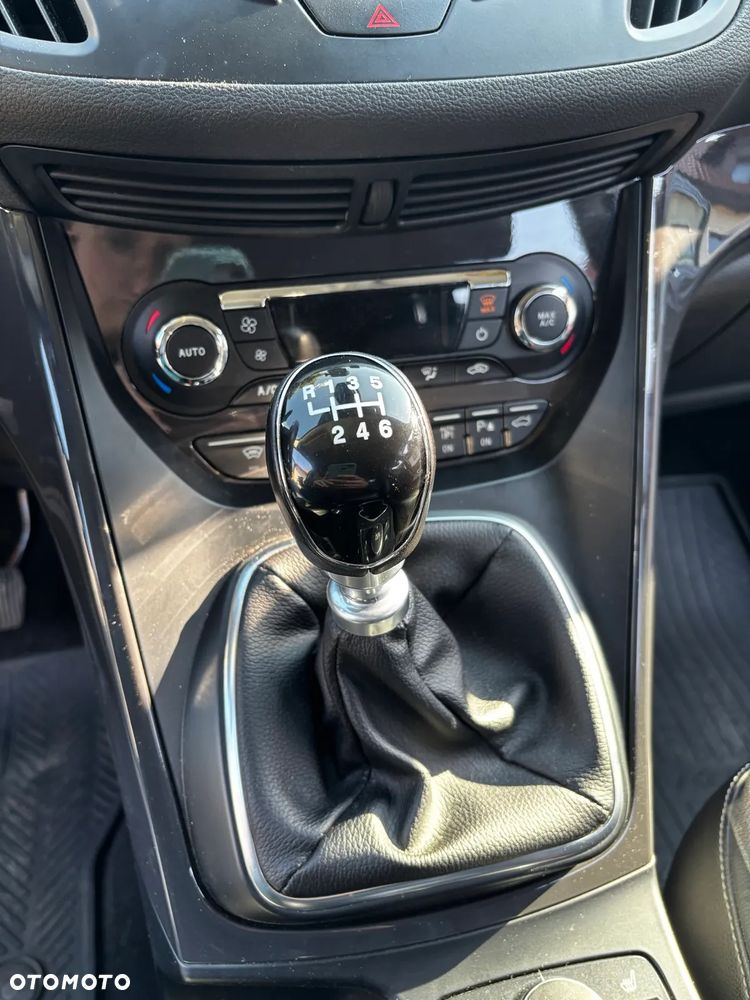 Ford Kuga 2.0 TDCi 4WD Titanium - 10