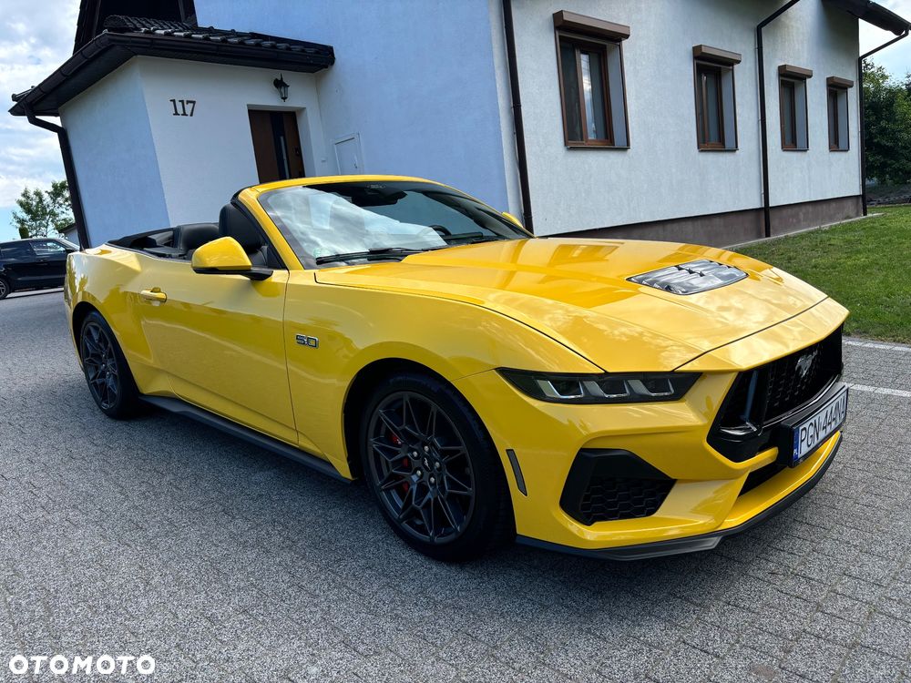 Ford Mustang - 31