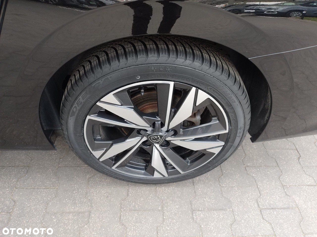 Peugeot 308 1.2 PureTech GPF Allure S&S EAT8 - 11