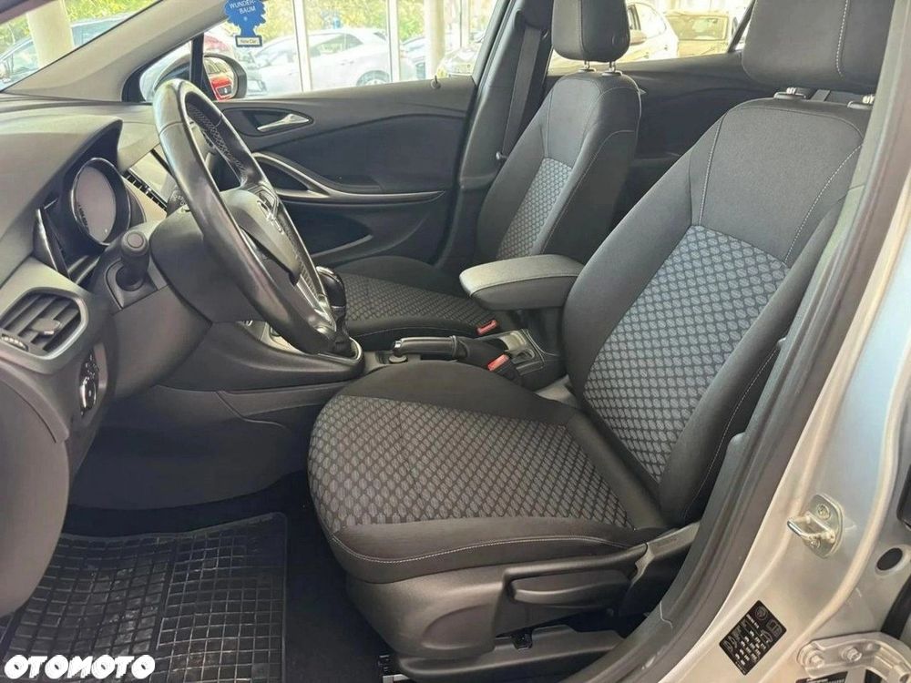 Opel Astra 1.2 T Elegance S&S - 12