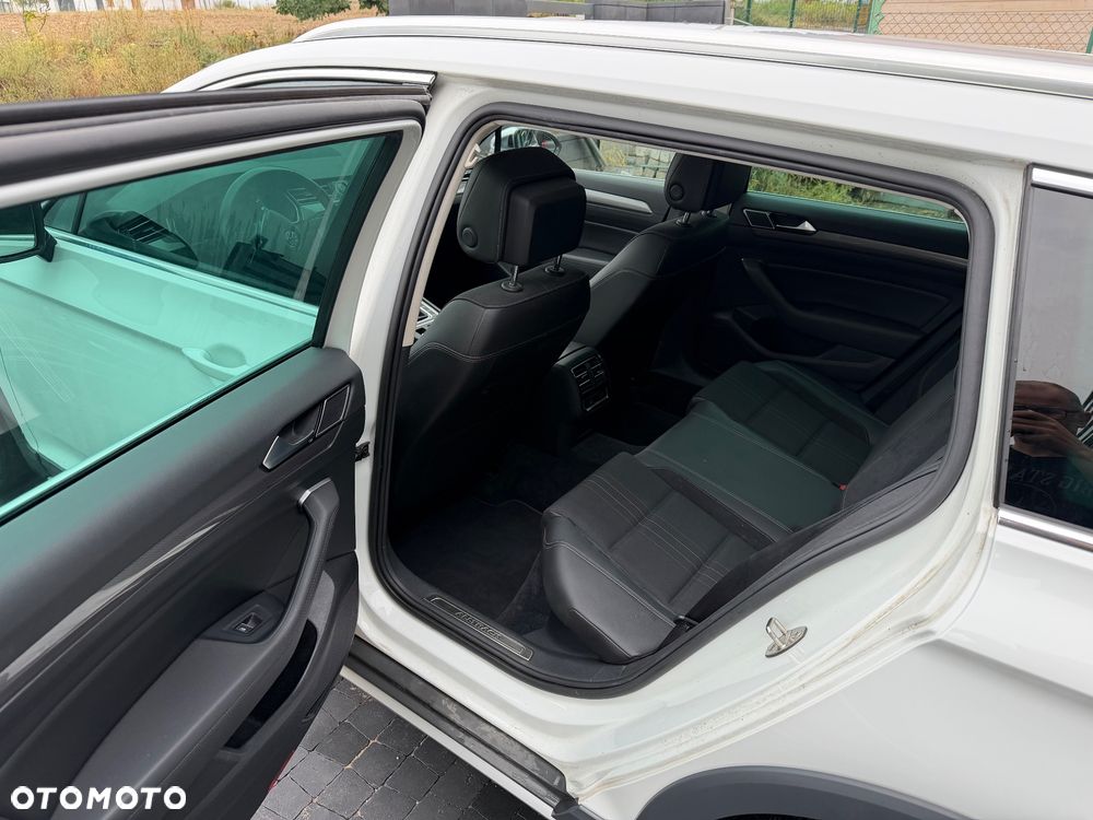 Volkswagen Passat Alltrack 2.0 TDI SCR 4Motion DSG - 5