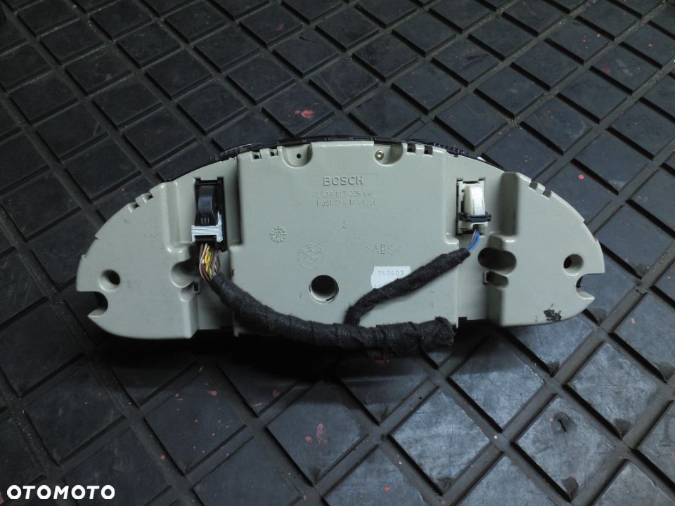 BMW E46 LIFT LICZNIK ZEGARY PRĘDKOŚCIOMIERZ BENZYNA 4117718 0263639170 EUROPA - 2