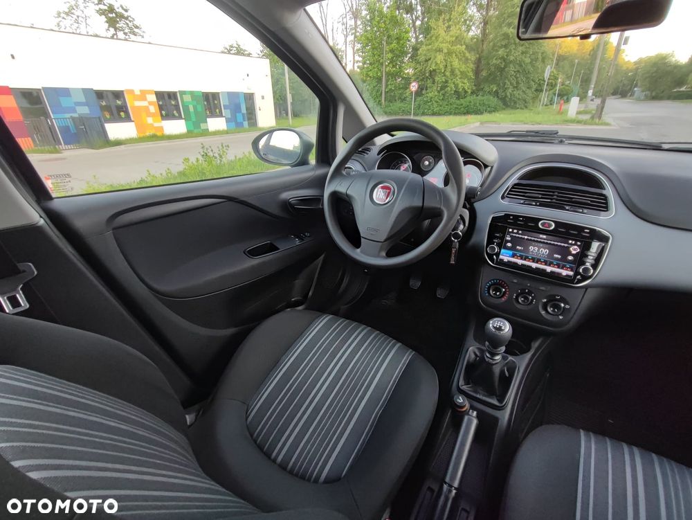 Fiat Punto Evo 1.4 8V Dynamic Euro5 - 15
