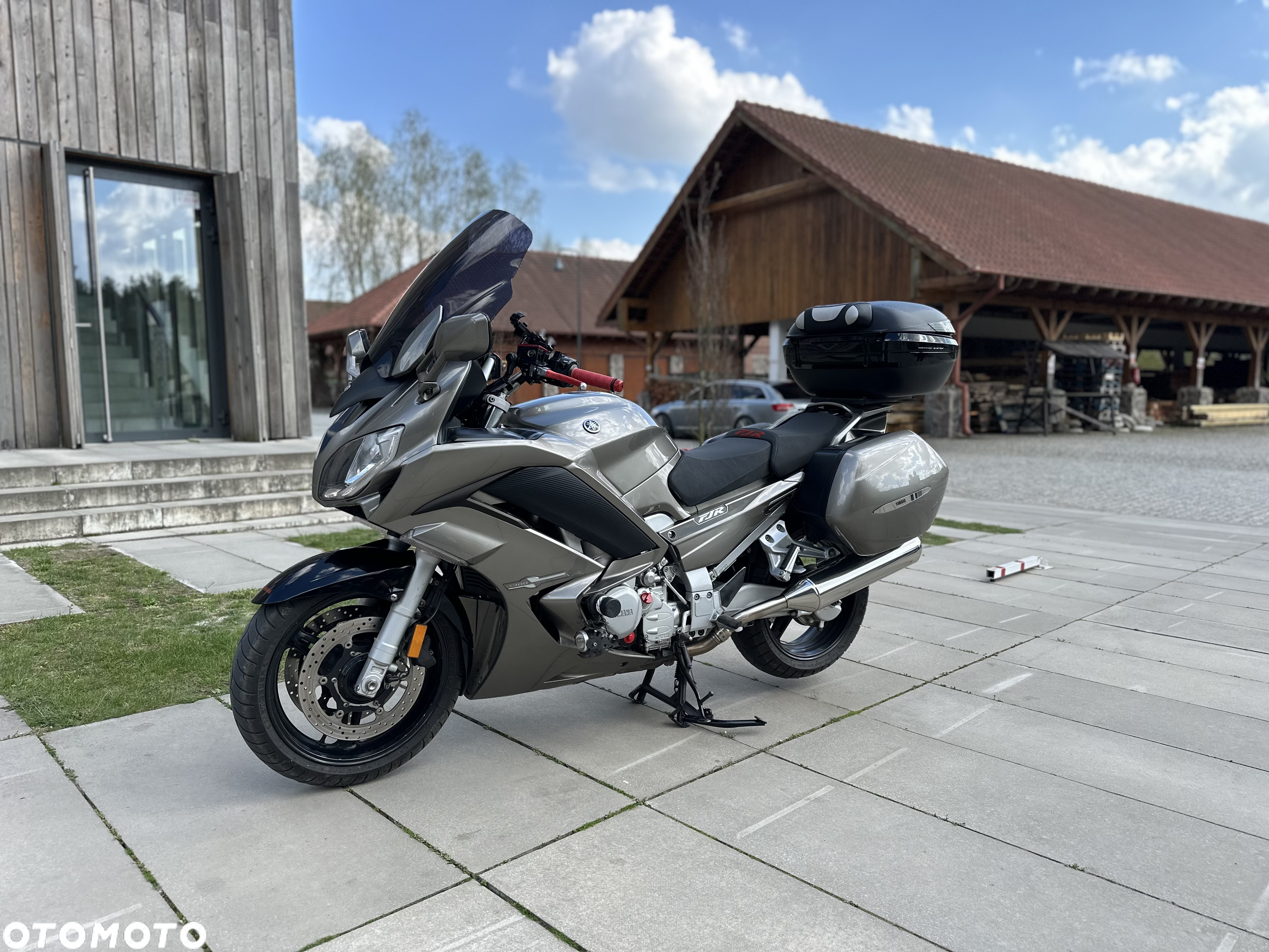 Yamaha FJR - 5