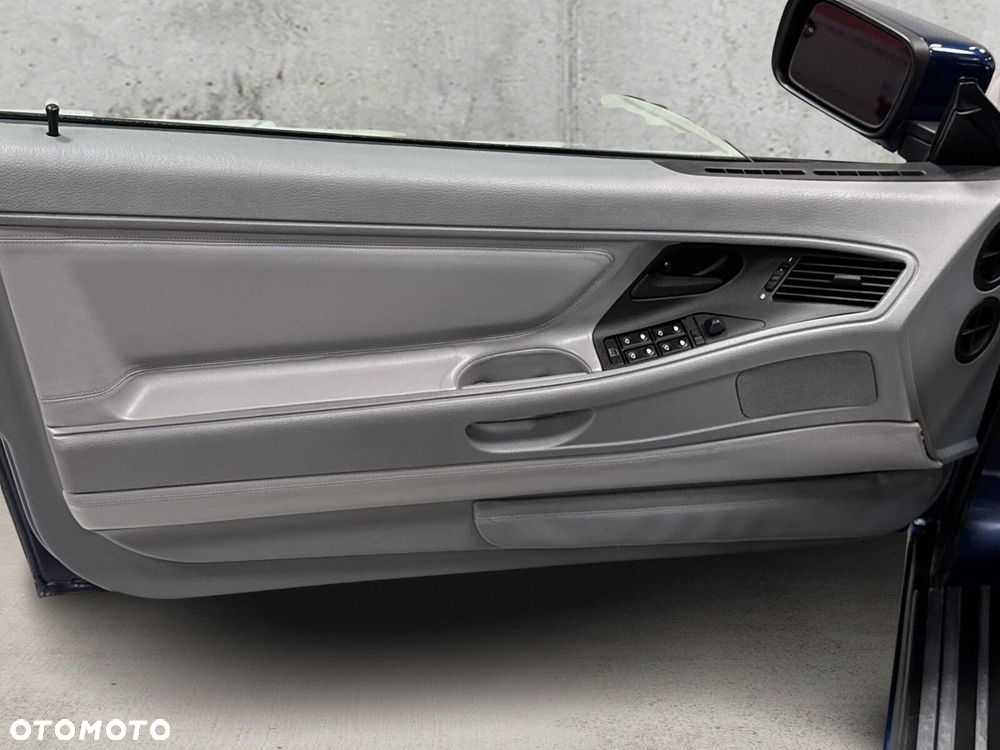 BMW Seria 8 - 11