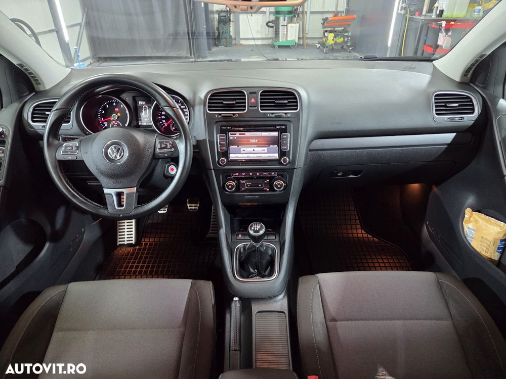 Volkswagen Golf 1.2 TSI Comfortline - 1