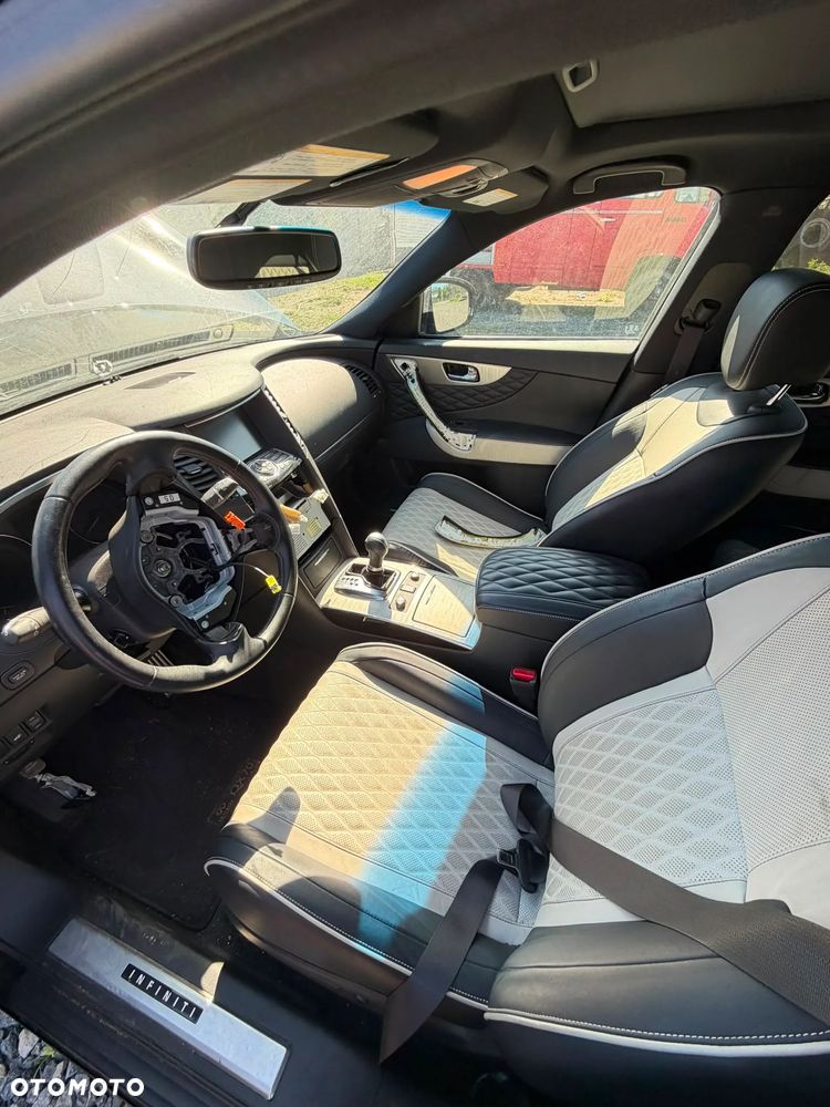 Infiniti Q70 3.7 Sport Tech - 9