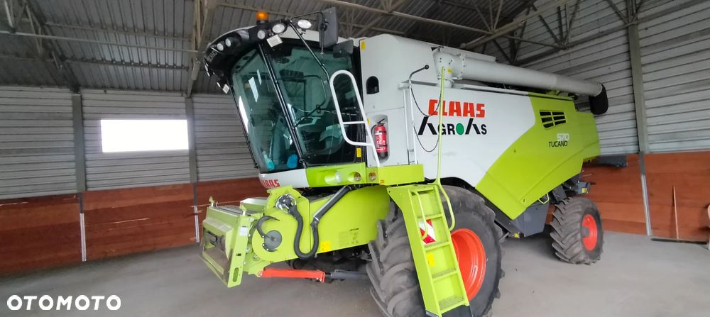 Claas TUCANO 570 - 3