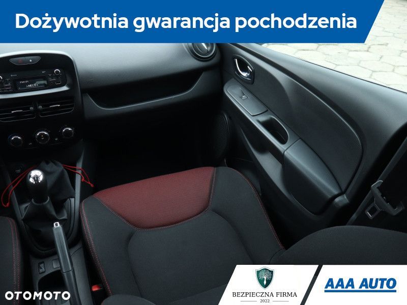 Renault Clio - 10