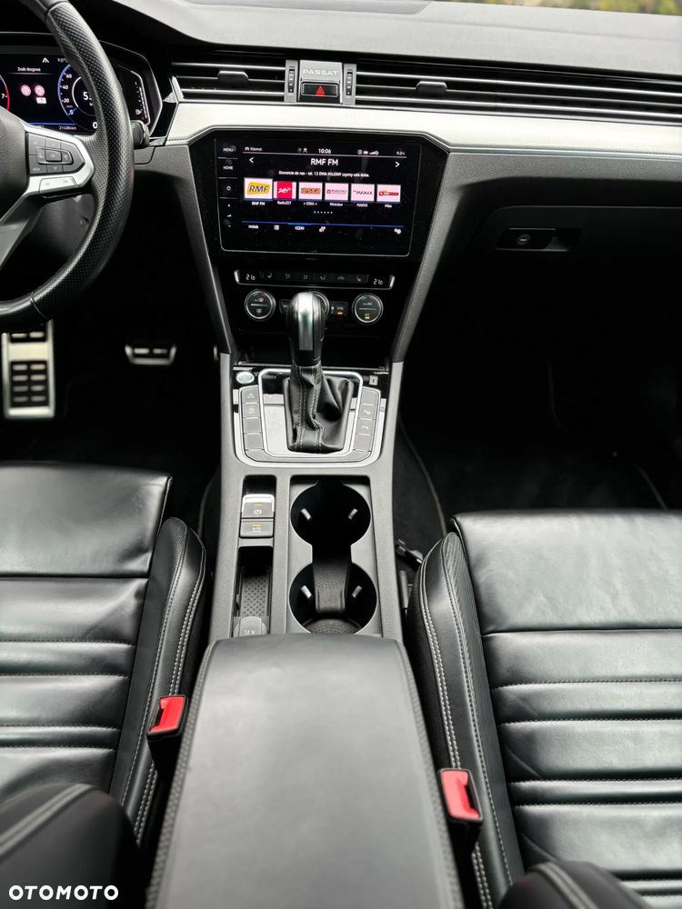 Volkswagen Passat 2.0 TSI Elegance DSG - 18