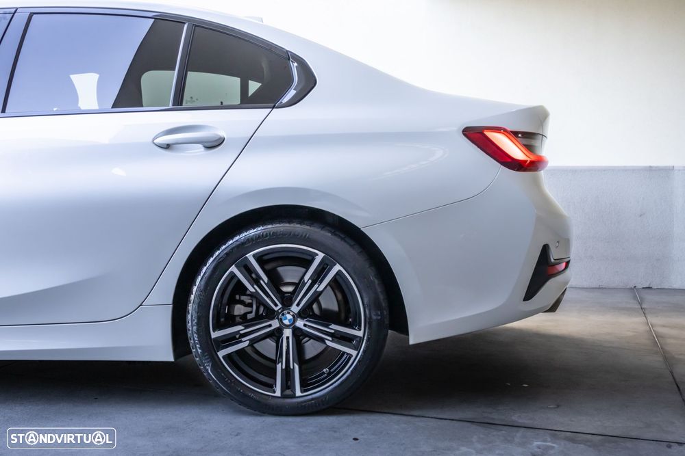 BMW 320 e Line Sport Auto - 12