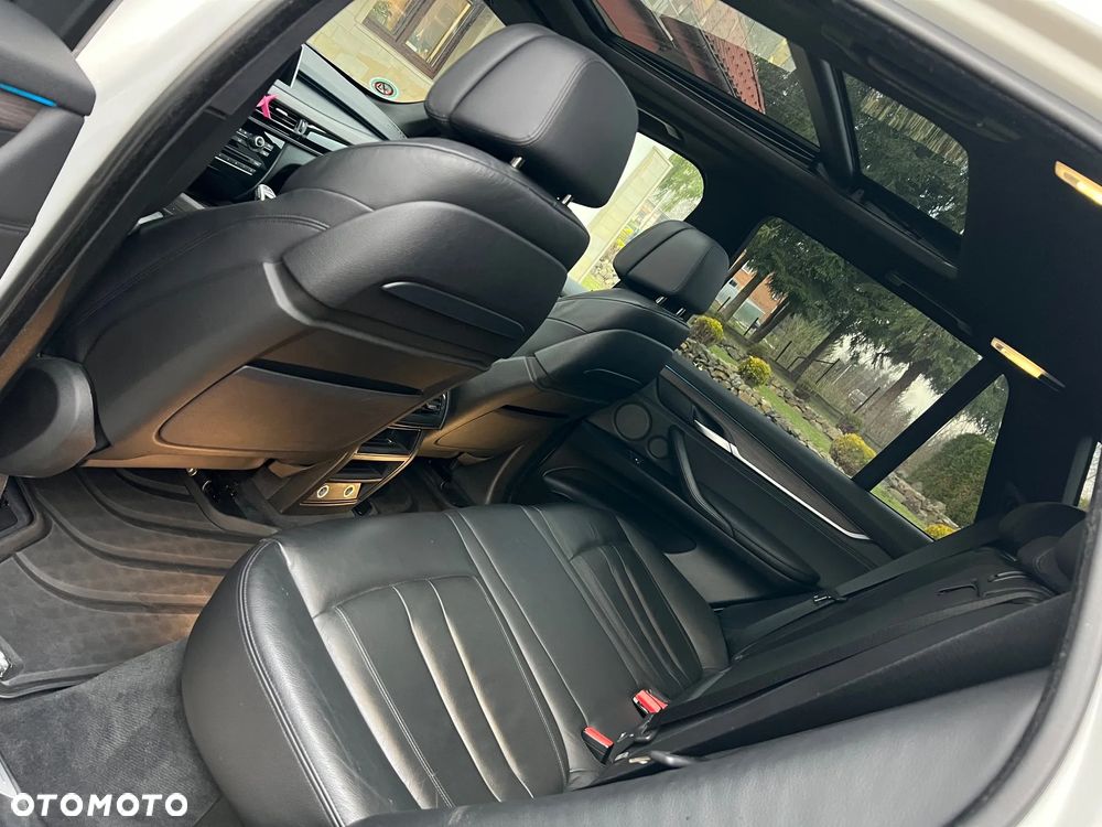 BMW X5 xDrive30d - 13