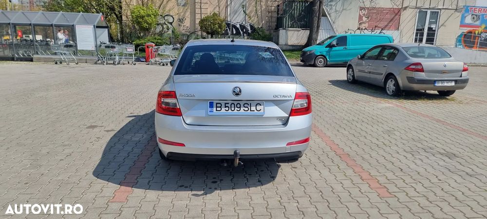 Skoda Octavia 2.0 TDI DSG 4X4 RS - 4