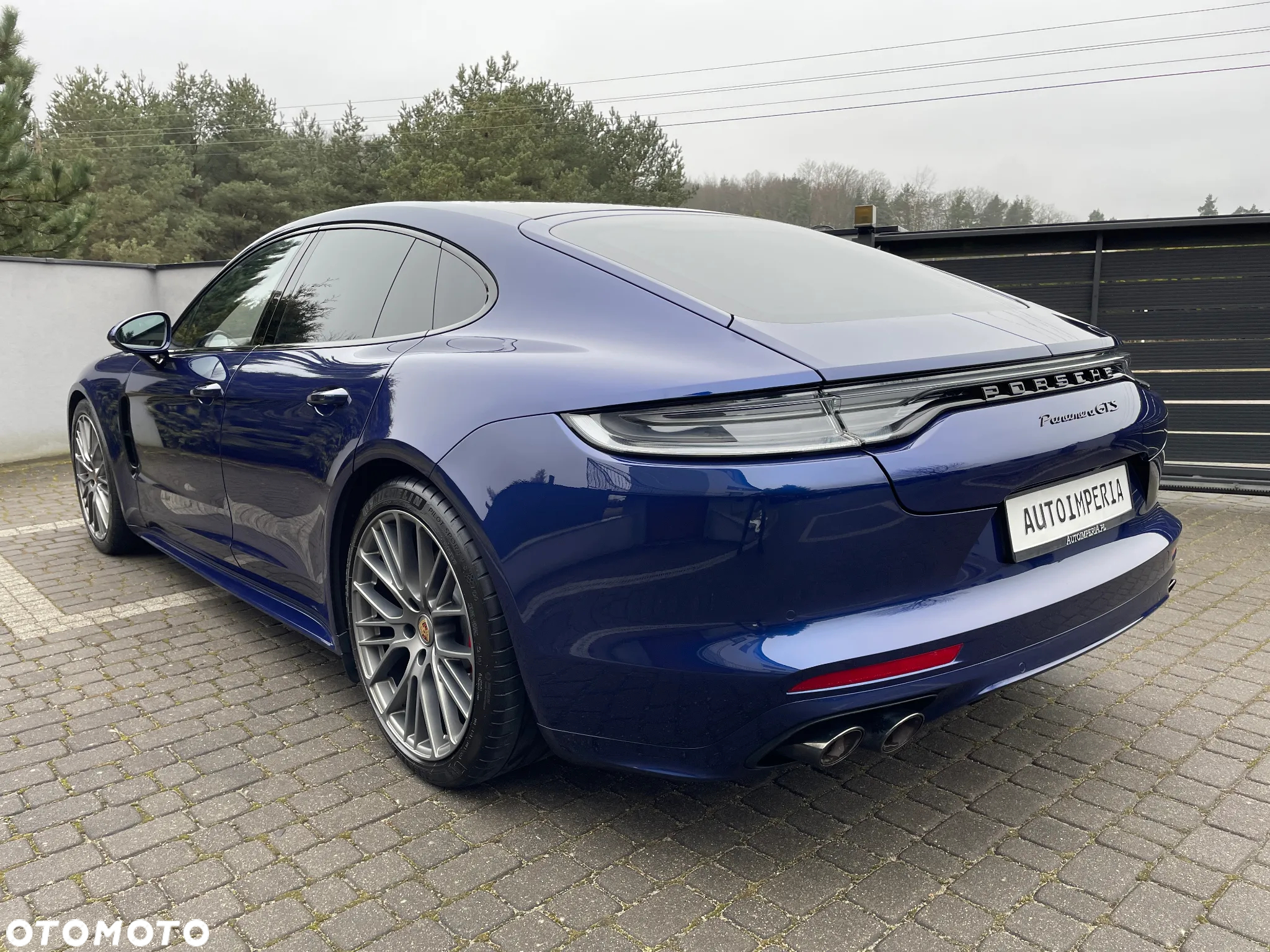 Porsche Panamera GTS - 12
