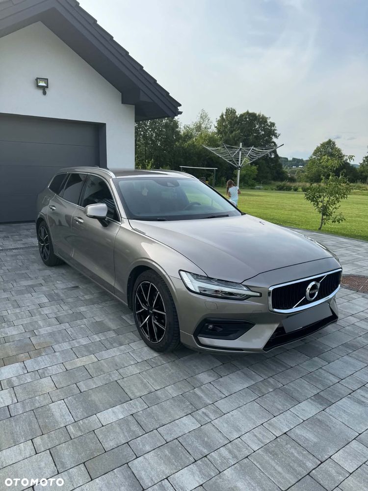 Volvo V60 D3 AWD Momentum - 1
