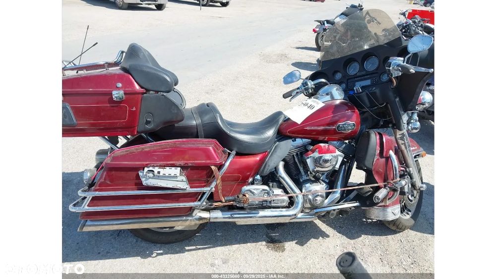 Harley-Davidson FLHTCU Ultra - 8