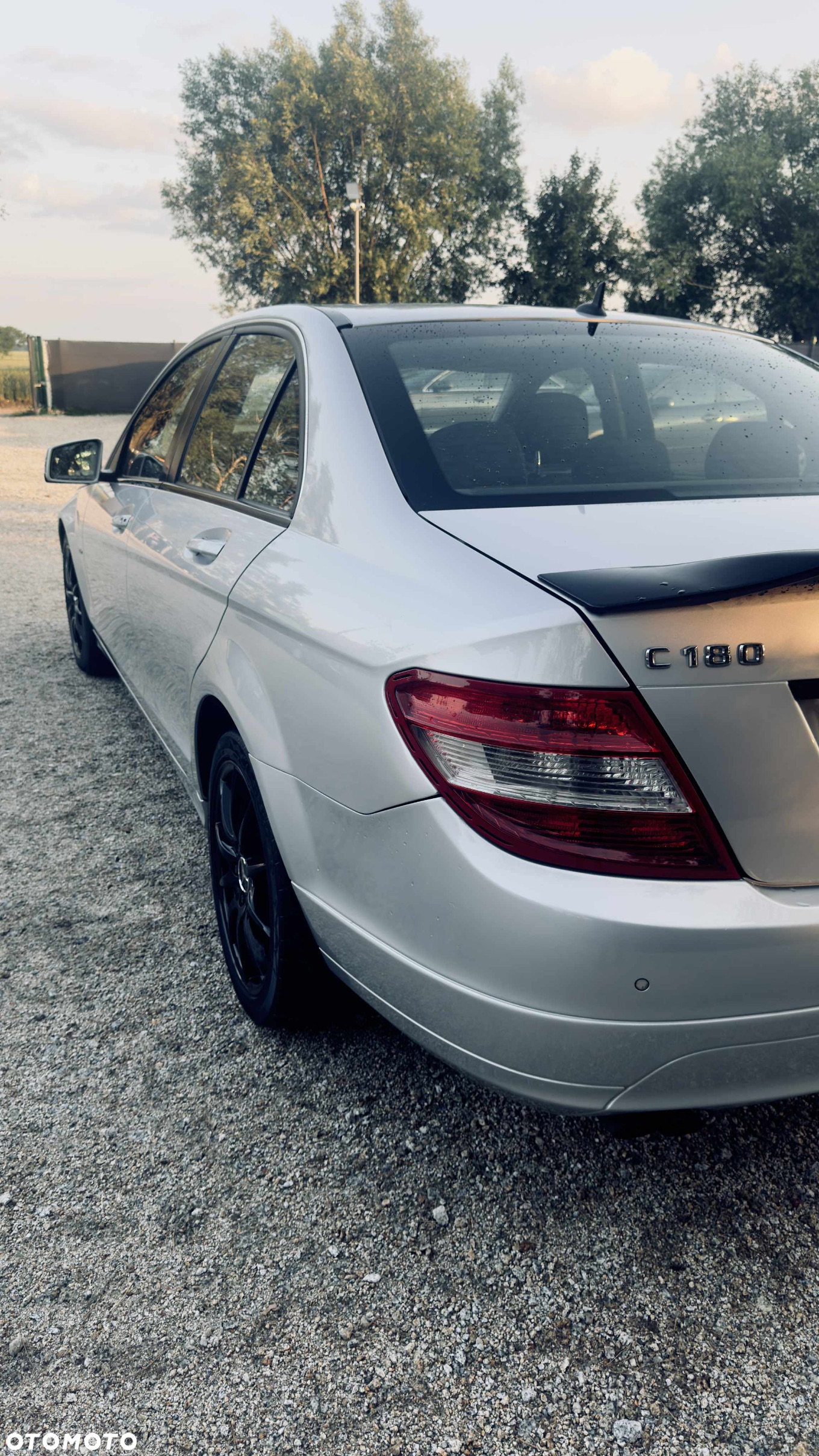 Mercedes-Benz Klasa C 180 CGI BlueEff Classic - 10