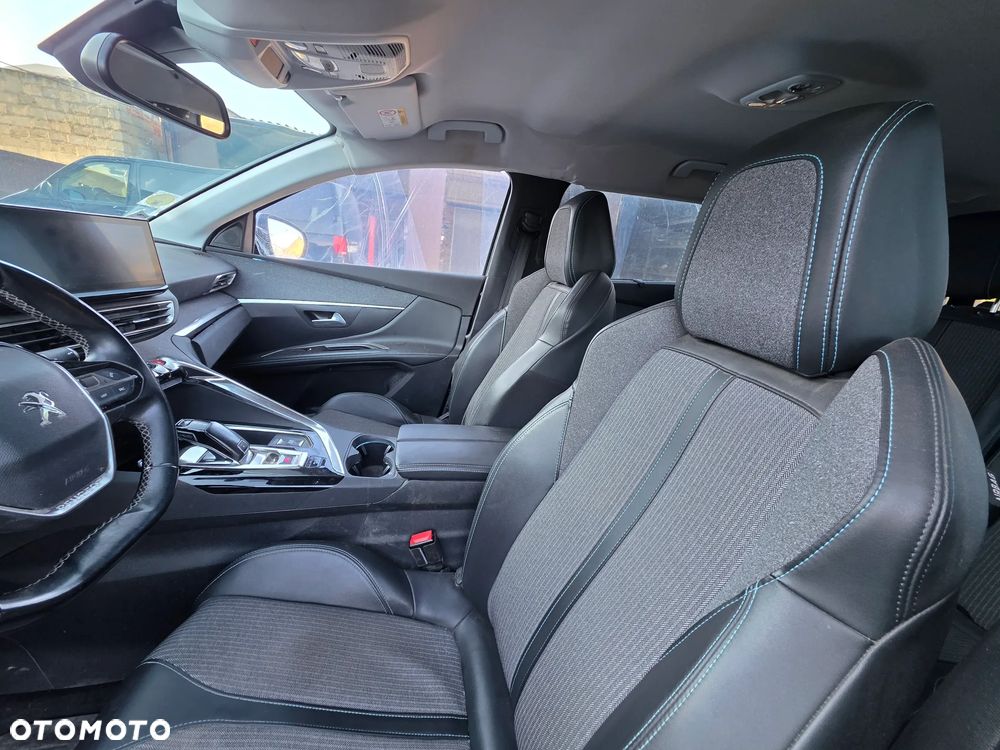 Peugeot 5008 BlueHDi 130 EAT8 Allure - 17