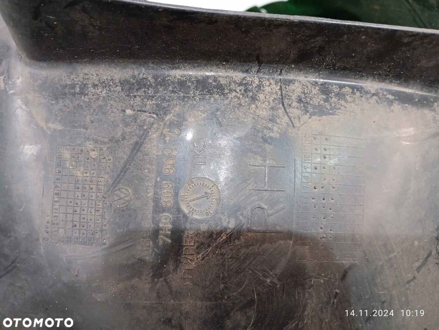 NADKOLE PRAWY PRZÓD PRZEDNIE VW TRANSPORTER T5 7H0809962 - 6