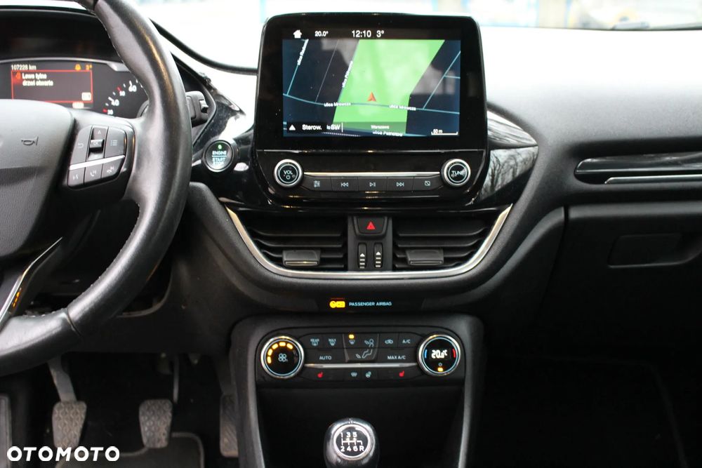 Ford Fiesta 1.0 EcoBoost S&S TITANIUM X - 14