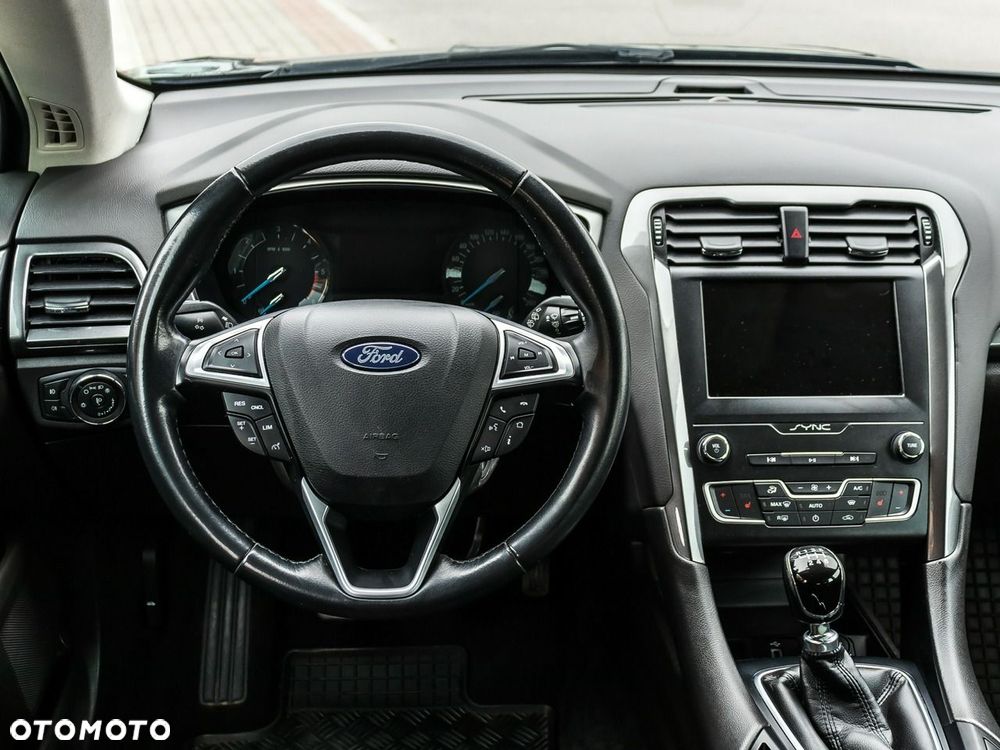 Ford Mondeo - 27
