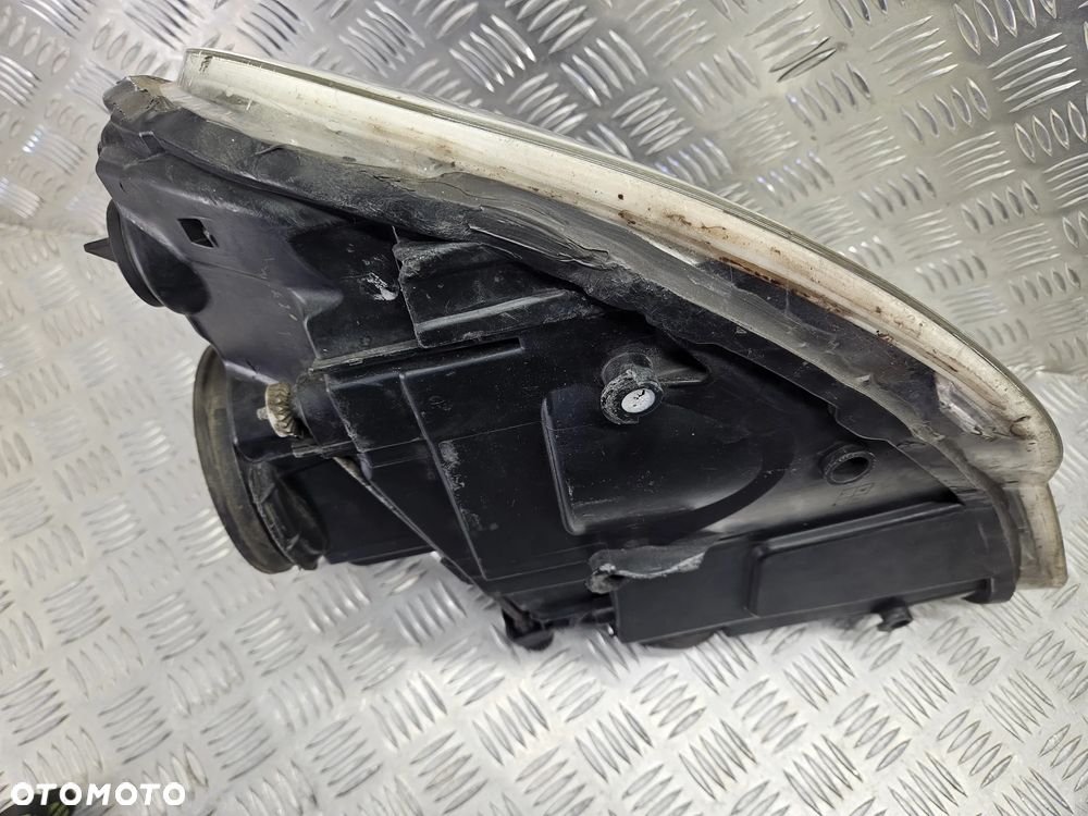 VW TOUAREG 7L LIFT 06-09R LAMPA PRZOD  PRAWA LEWA CENA ZA DWIE - 8