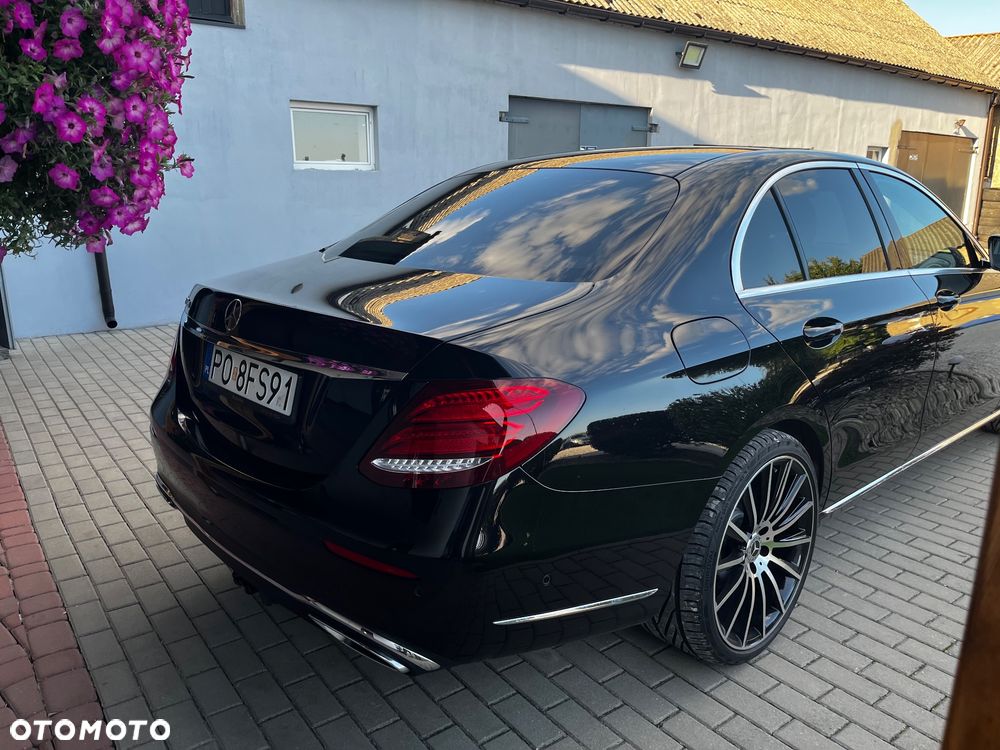 Mercedes-Benz Klasa E 220 d 9G-TRONIC - 5