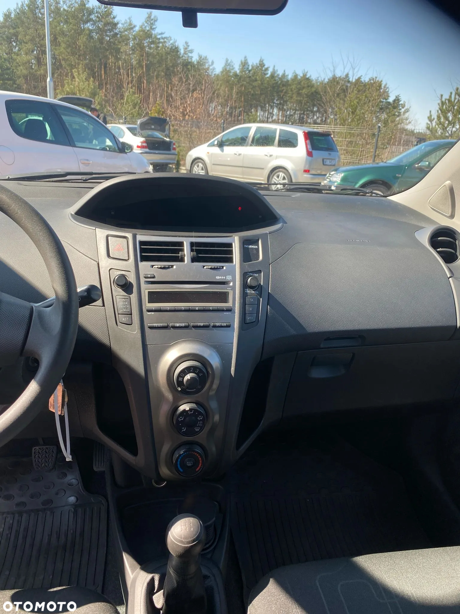 Toyota Yaris 1.0 Active - 13