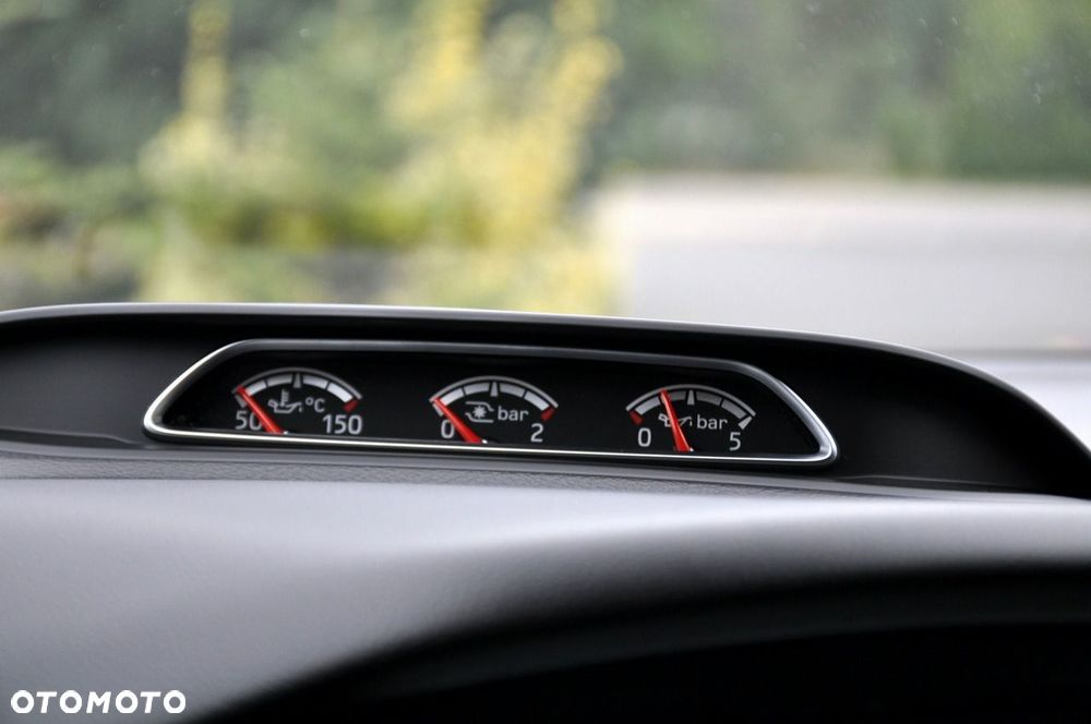 Ford Focus 2.0 TDCi ST - 32