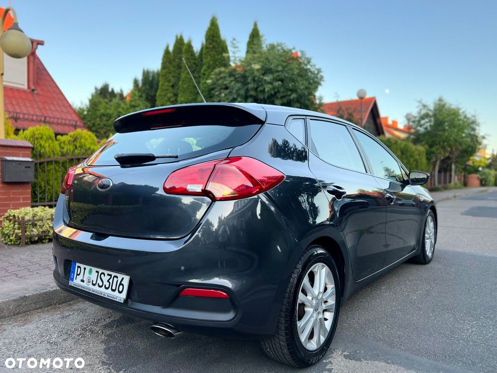 Kia Ceed 1.4 CVVT Dream Team Edition - 9