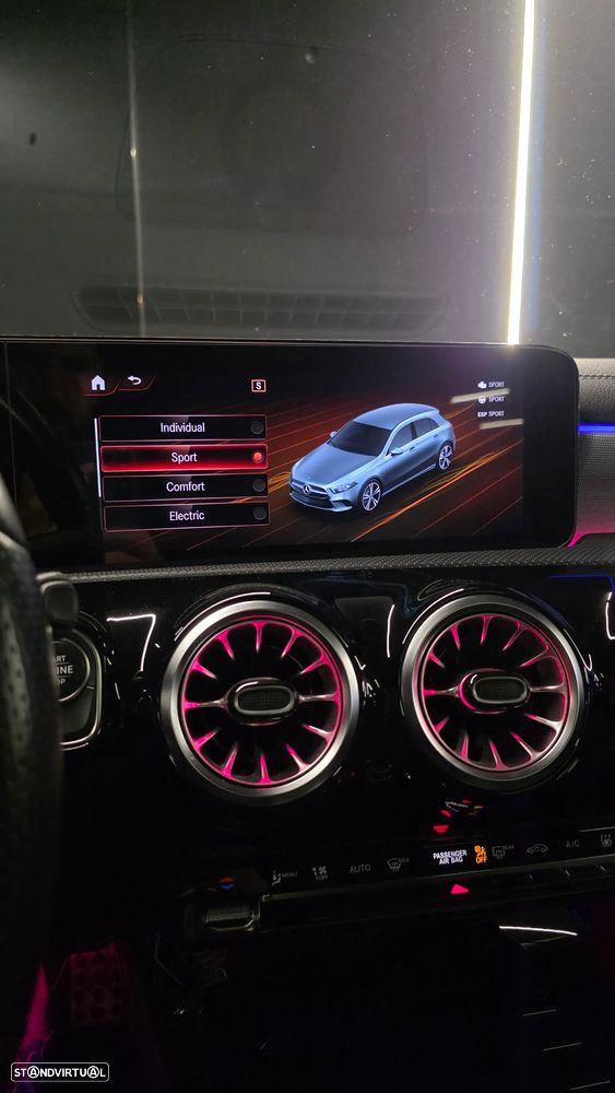 Mercedes-Benz A 250 e AMG Line - 23