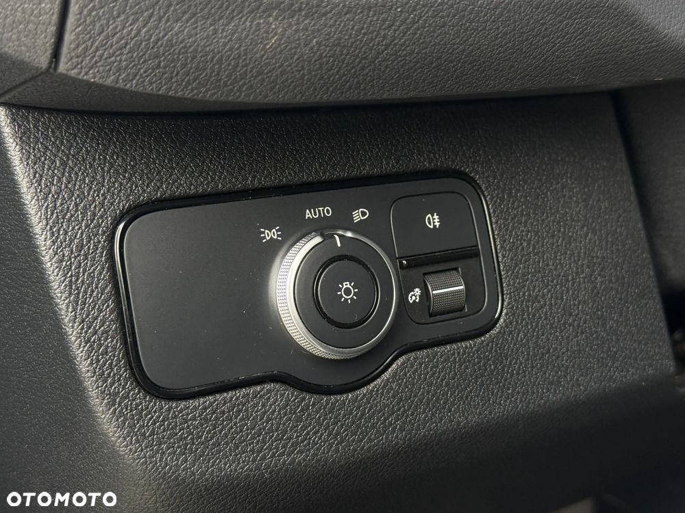 Mercedes-Benz Sprinter 315 CDI / Maxi L3 H2 / 2023 ROK Automat 9G Tronic / 185.610KM Przebieg / Reflektory LED / Zarejestrowany w PL - 24