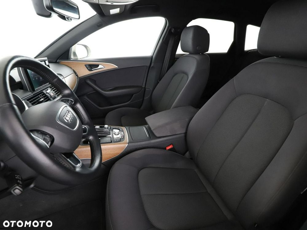 Audi A6 Avant 2.0 TDI Ultra S tronic - 14