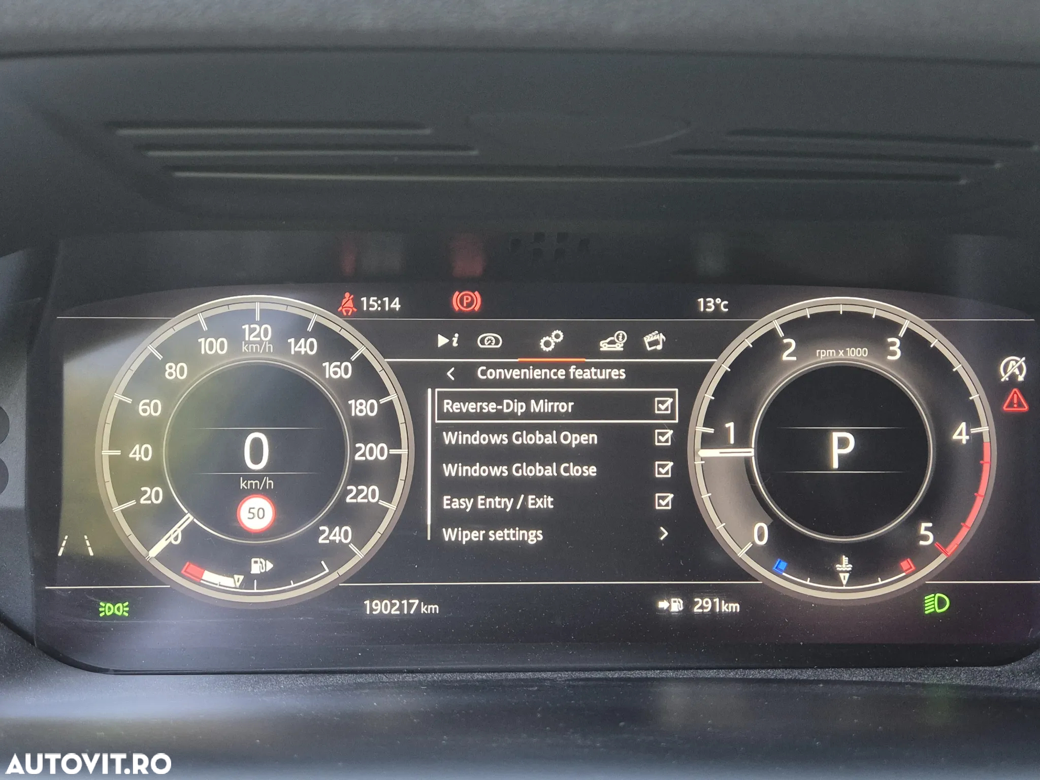 Land Rover Discovery Sport 2.0 D180 R-Dynamic MHEV - 17