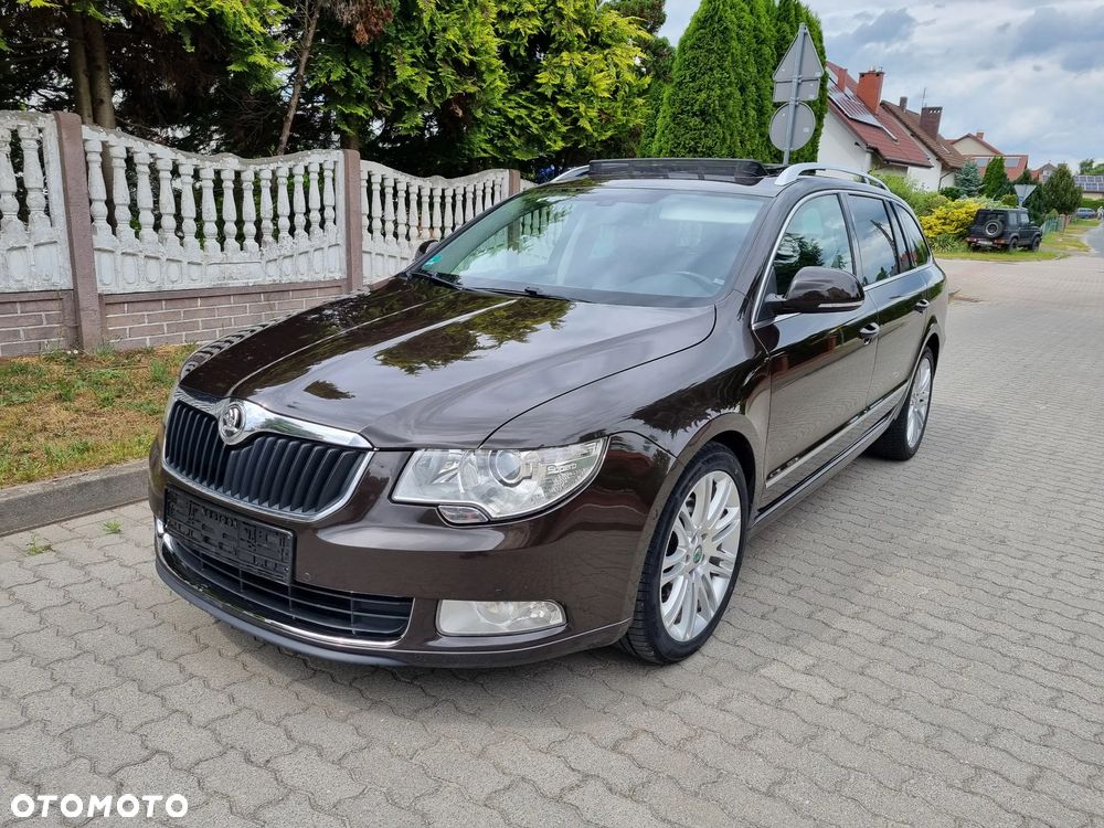 Skoda Superb 2.0 TDI Elegance DSG - 8