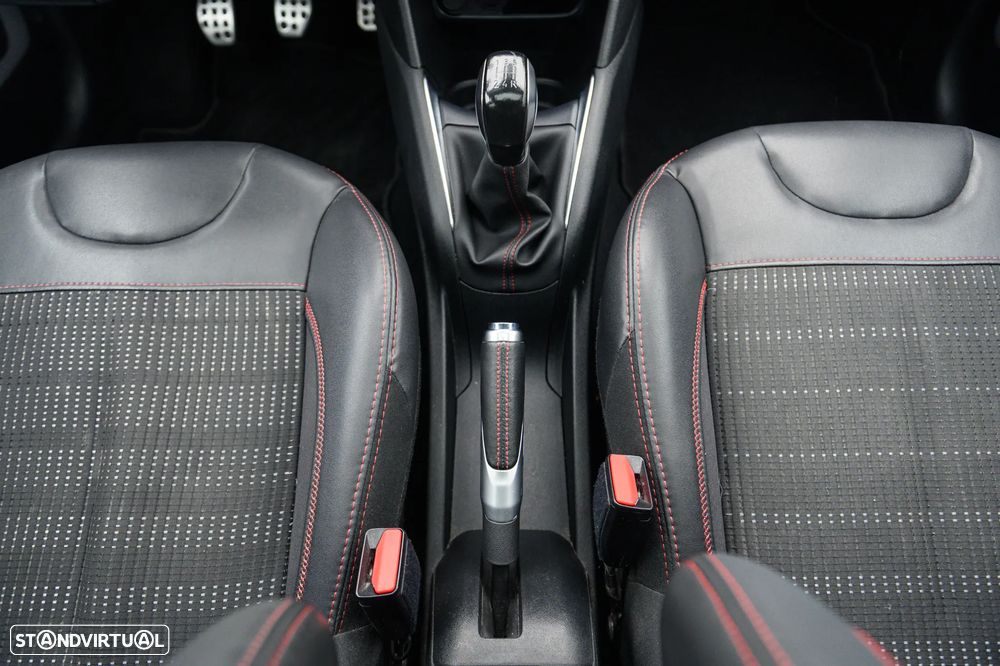 Peugeot 208 1.2 PureTech GT Line - 44