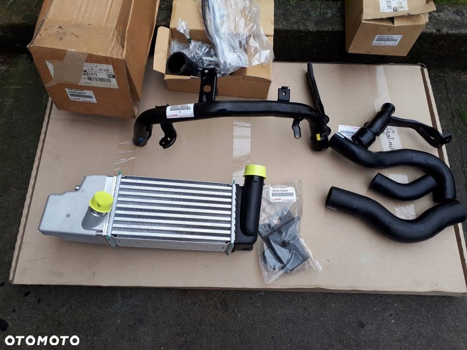 Auris 10-18 1.4 D4D Rura Wąż Przewód Intercooler - 1