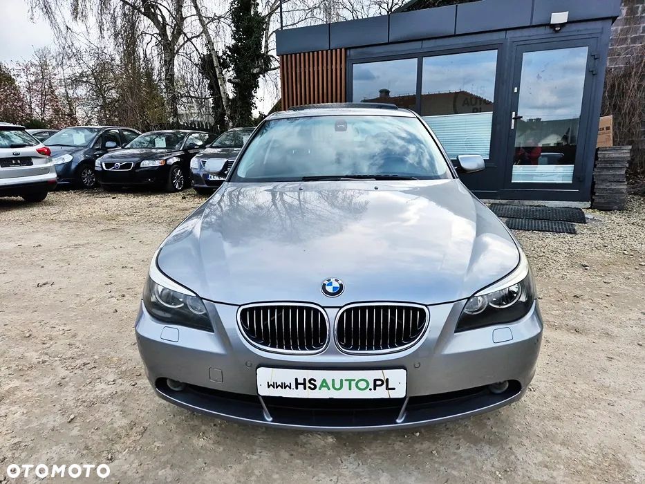 BMW Seria 5 523i - 3