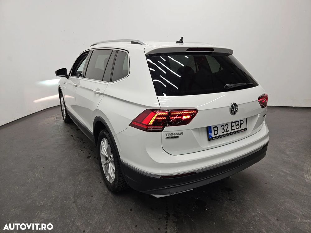 Volkswagen Tiguan Allspace 2.0 TDI 4Mot DSG Elegance - 2