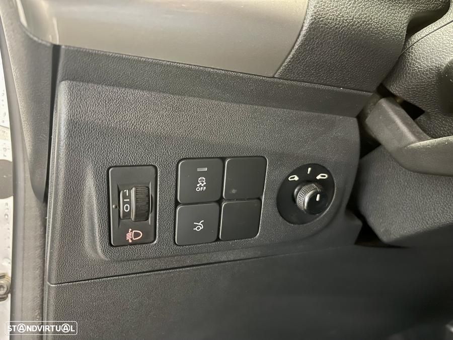 Citroën C-Elysée 1.6 HDi Exclusive - 10