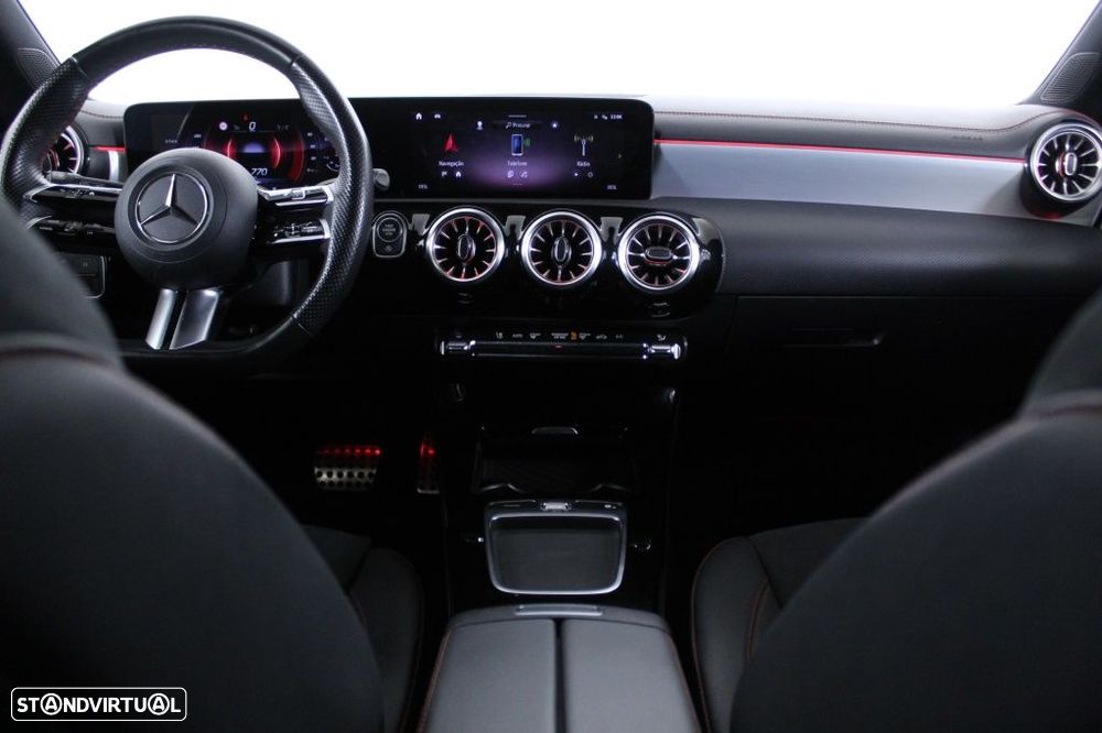 Mercedes-Benz CLA 180 d Shooting Brake AMG Line Aut. - 17